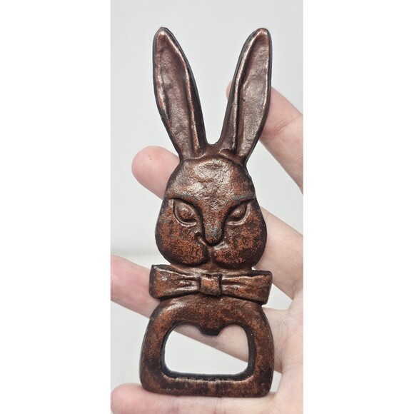 Vintage Rustic Rabbit Head Bottle Opener Cast Iron Bunny Handheld - Picture 3 of 7
